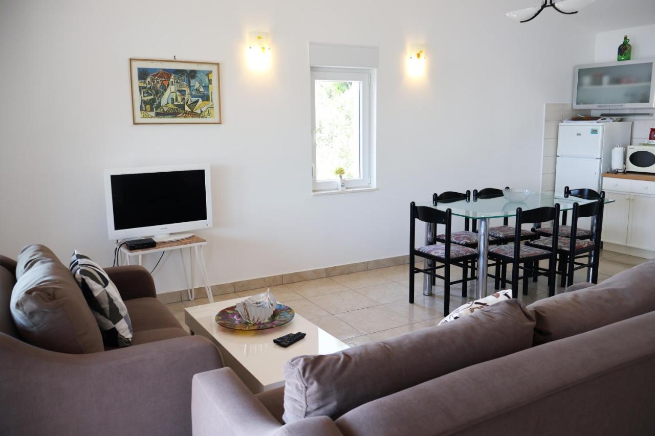 Apartman Klara Lumbarda Extérieur photo