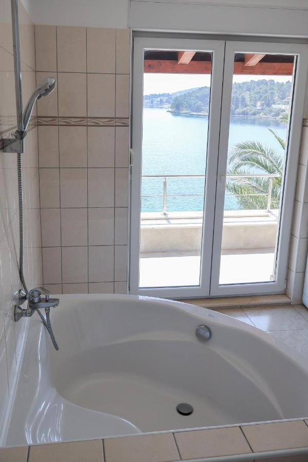 Apartman Klara Lumbarda Extérieur photo
